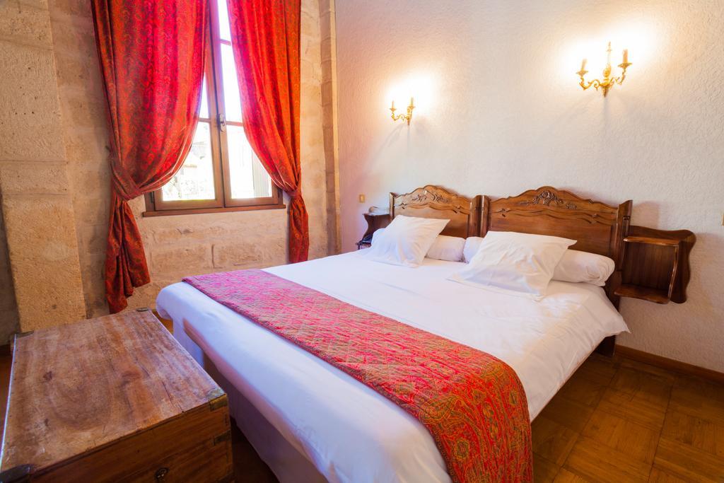 Auberge Du Pont Romain Sommieres Phòng bức ảnh